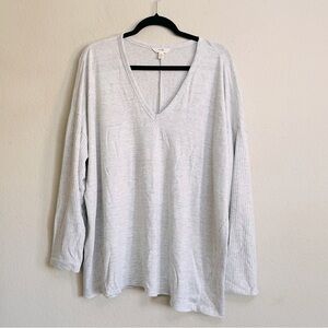 Terra&Sky woman plus 2X gray casual v neck top long-sleeve relaxed fit stretch